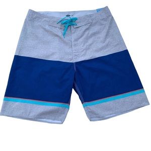 NWT Old Navy Striped Board Shorts Mens Large